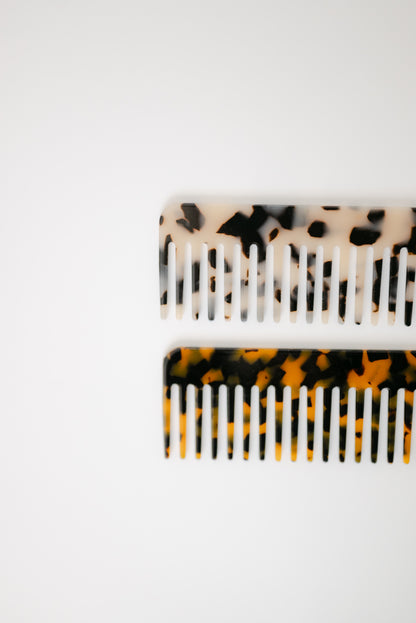 Combs